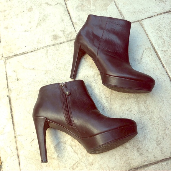 Rockport Shoes - Rockport Adidas Chocolate Booties